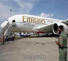 مصريان يهرِّبان طفلهما الرضيع إلى الإمارات داخل حقيبة